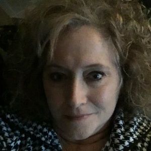 Meet your Posher, Diane